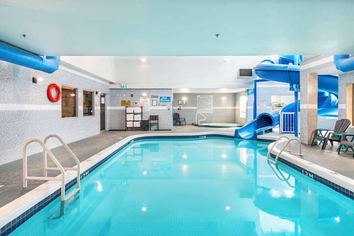 Pool 33 of 47