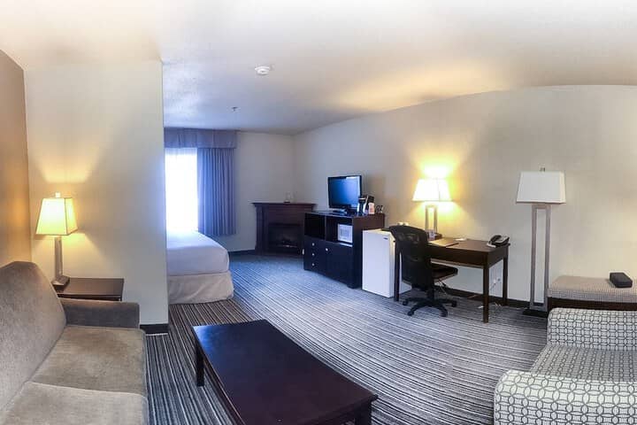 Room 7 of 47